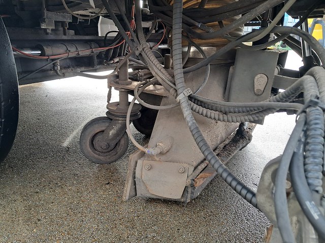 Veegmachine schmidt, compact 400 compact-sweeper, bouwjaar 2014 - afbeelding 15 van  60