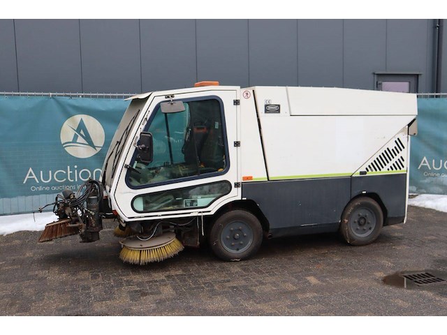 Veegmachine tennant a60 diesel 2006 - afbeelding 1 van  1