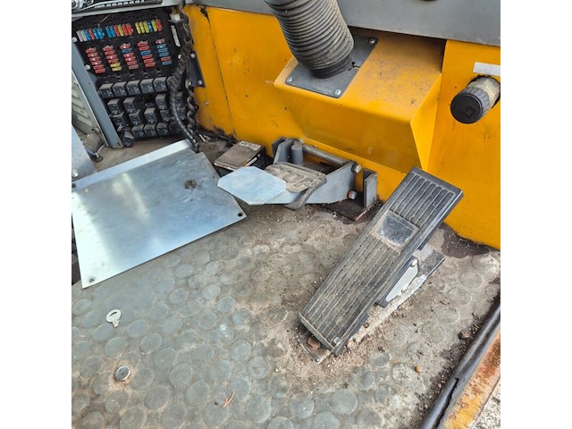 Veegmachine, tennant, a80, 2009 - afbeelding 13 van  34
