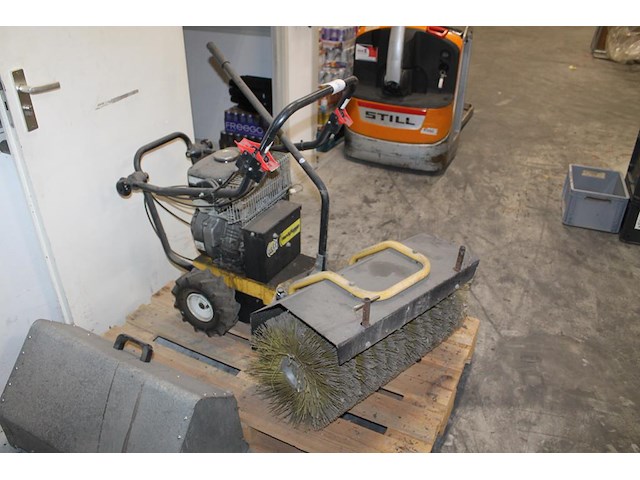 Veegmachine texas andreas petersen handy sweep 600r. bouwjaar 2008. - afbeelding 2 van  5