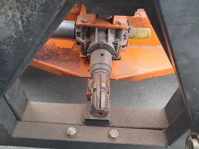 Veegmachine voor front bediening op zitmaaier, kersten, fkm1475, oranje - afbeelding 8 van  17