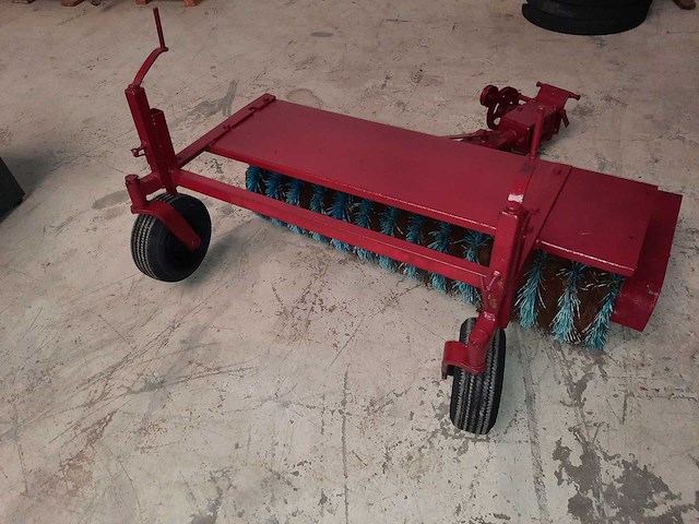 Veegmachine - afbeelding 2 van  5