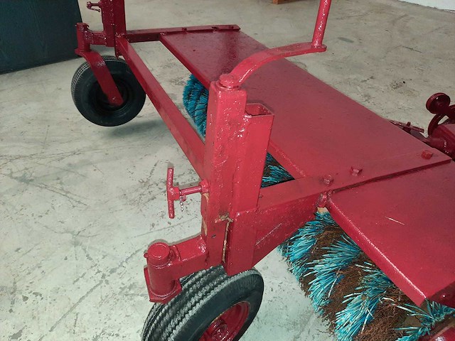 Veegmachine - afbeelding 4 van  5