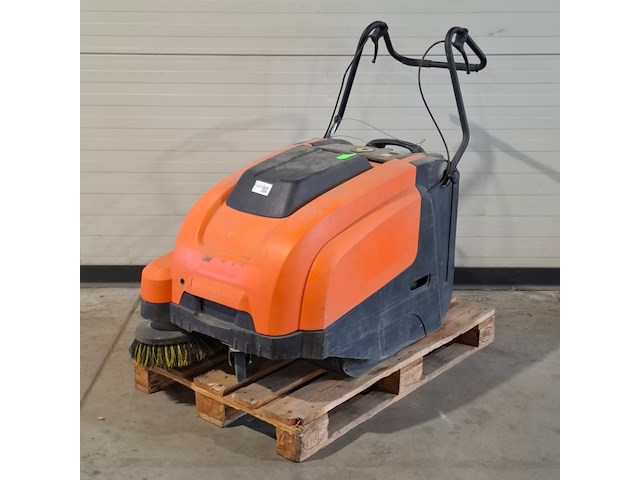 Veegzuigmachine 75cm accu kärcher, km75/40w bp, bouwjaar 2021 - afbeelding 1 van  13