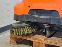 Veegzuigmachine 75cm accu kärcher, km75/40w bp, bouwjaar 2021 - afbeelding 8 van  13