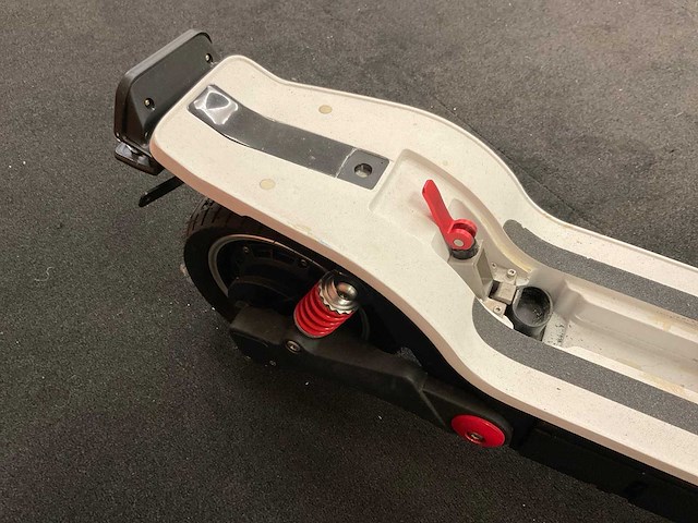 Veelay v5 elektrische step - afbeelding 13 van  13