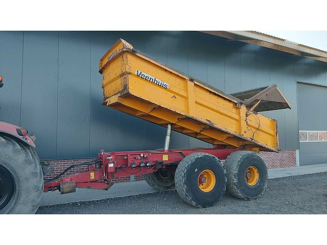 Veenhuis - 2001 - 2000 - kipper - afbeelding 1 van  17