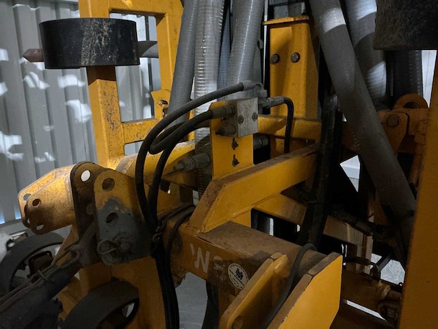 Veenhuis - 2007 - vma630 - akker- en graslandbemester - afbeelding 8 van  17