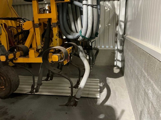 Veenhuis - 2007 - vma630 - akker- en graslandbemester - afbeelding 10 van  17