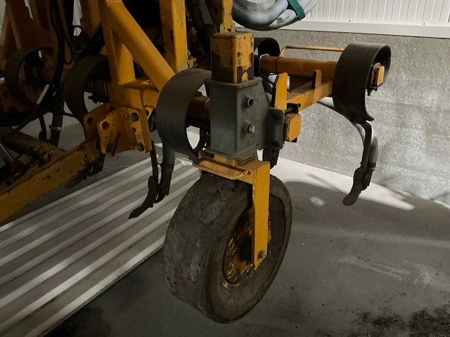 Veenhuis - 2007 - vma630 - akker- en graslandbemester - afbeelding 11 van  17