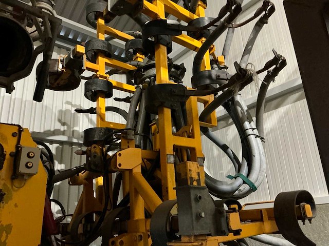 Veenhuis - 2007 - vma630 - akker- en graslandbemester - afbeelding 13 van  17