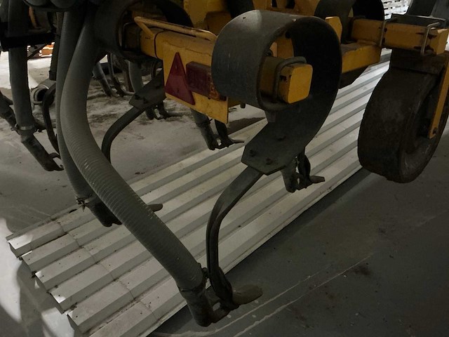 Veenhuis - 2007 - vma630 - akker- en graslandbemester - afbeelding 15 van  17