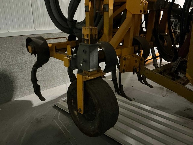 Veenhuis - 2007 - vma630 - akker- en graslandbemester - afbeelding 16 van  17