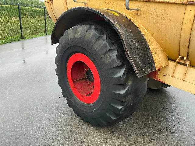 Veenhuis 10000 mesttank - afbeelding 15 van  15
