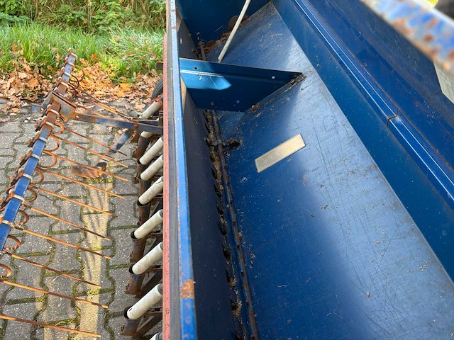 Veenhuis fiona d-784/2,50m zaaimachine - afbeelding 13 van  14