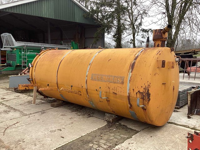 Veenhuis mest tank - afbeelding 1 van  5