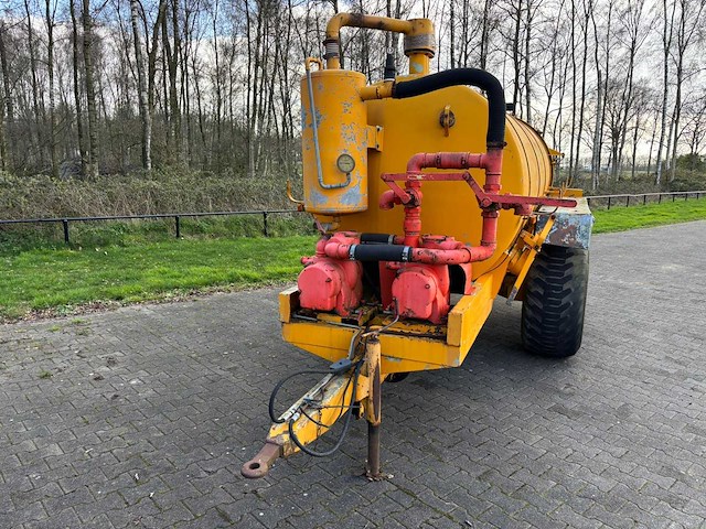 Veenhuis mesttank - afbeelding 33 van  36