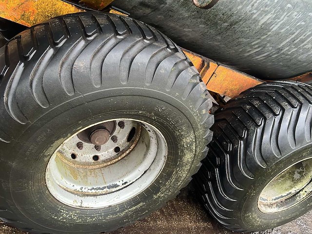 Veenhuis tank mesttank - afbeelding 16 van  18