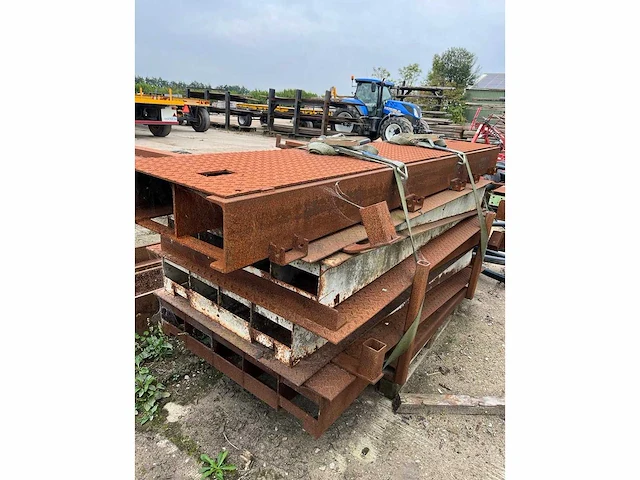 Veenhuis weegbrug 60 ton - afbeelding 6 van  13