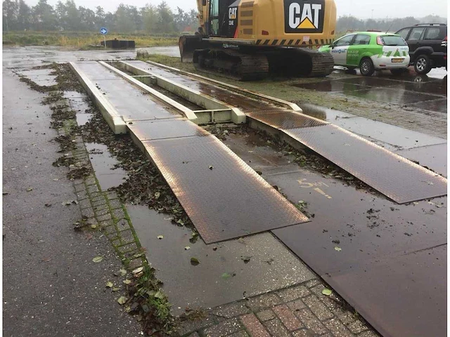 Veenhuis weegbrug 60 ton - afbeelding 6 van  13
