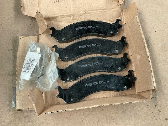 Vehicle brake pads - afbeelding 2 van  3