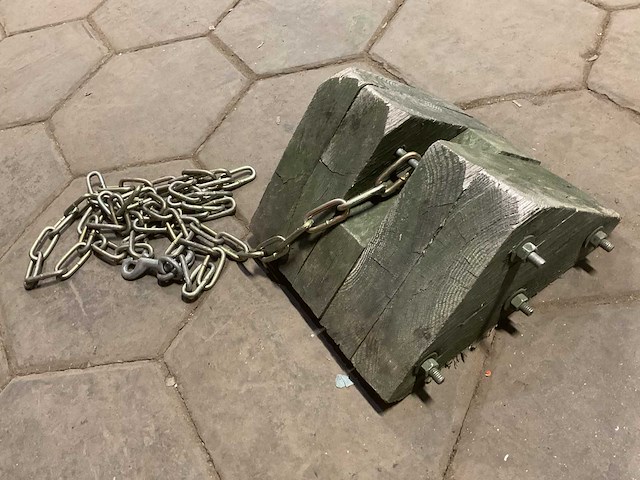 Vehicle chock (2x) - afbeelding 1 van  3