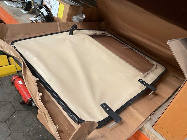 Vehicle door - afbeelding 1 van  4