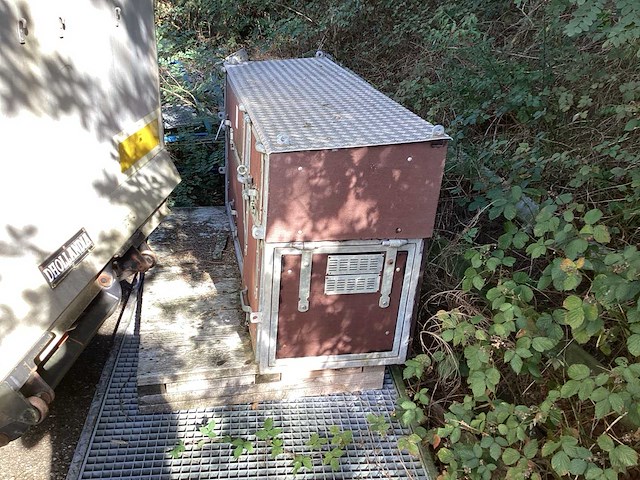 Vehicle part bedrijfswagen opbouwkist - afbeelding 3 van  3