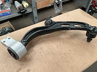 Vehicle steering - afbeelding 2 van  4