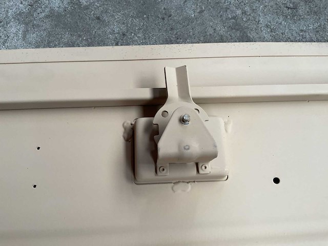 Vehicular cowl hood - afbeelding 3 van  4