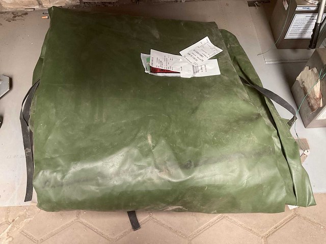 Vehicular fitted cover - afbeelding 2 van  4