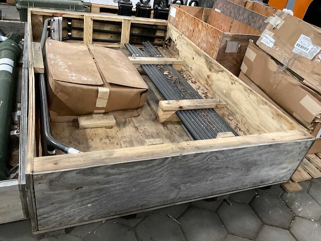 Vehicular top frame with cover - afbeelding 5 van  5