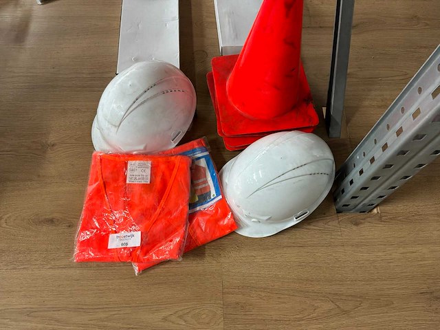 Veiligheid en markering - afbeelding 1 van  1