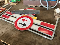 Veiligheid en markering - afbeelding 1 van  2