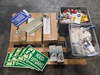 Veiligheid en markering - afbeelding 1 van  11