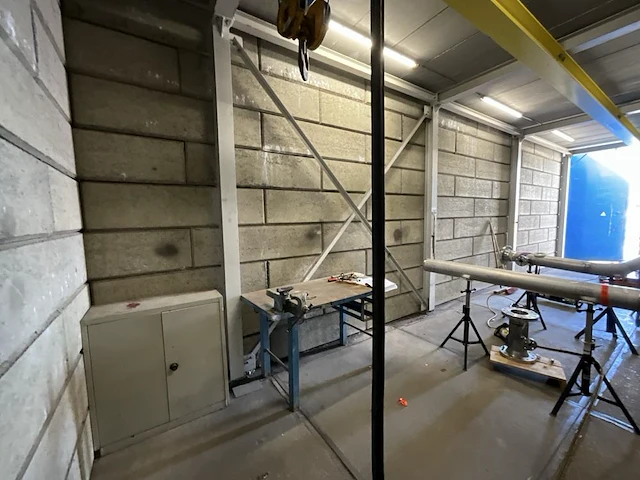 Veiligheids- testbunker (lego-/betonblokken) - afbeelding 2 van  12