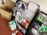 Veiligheidsborden - afbeelding 3 van  7