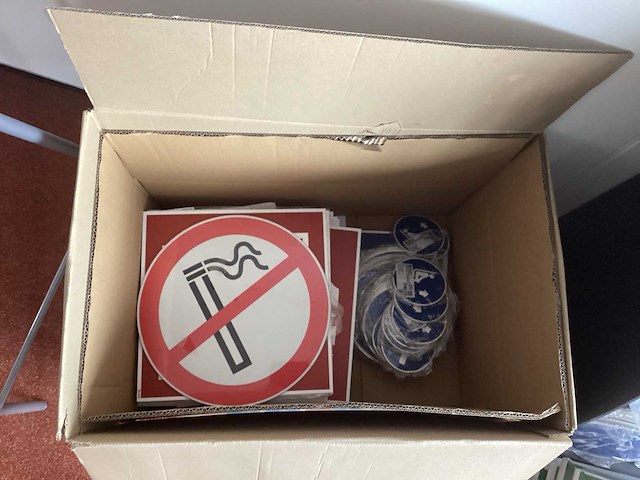 Veiligheidsborden - afbeelding 4 van  7