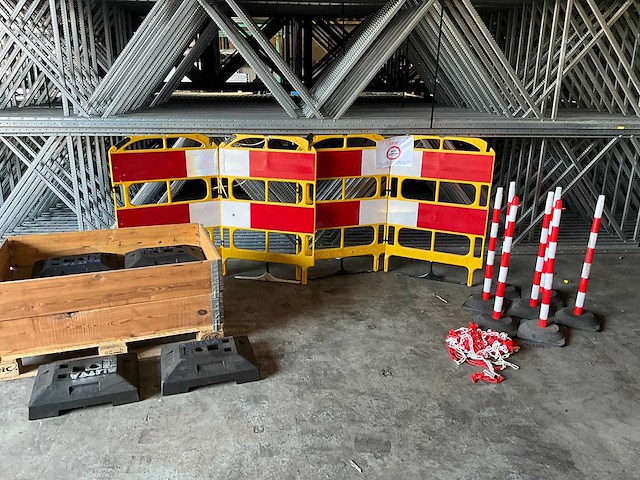 Veiligheidshekken + koord - afbeelding 1 van  4