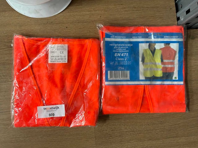 Veiligheidshelm (2x) - afbeelding 1 van  2