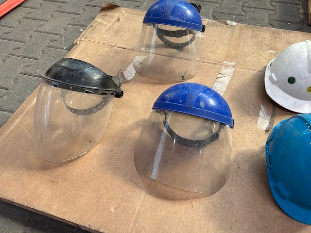 Veiligheidshelm (7x) - afbeelding 4 van  5