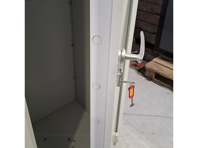 Veiligheidskast - afbeelding 7 van  8