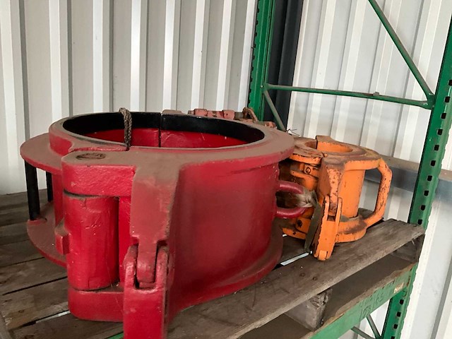 Veiligheidsklemmen voor boorpijpen of casing (4x) "elevators" - afbeelding 4 van  4