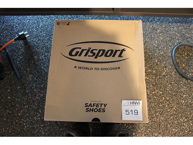 Veiligheidslaarzen grisport, maat 43, nieuw in doos. - afbeelding 2 van  4