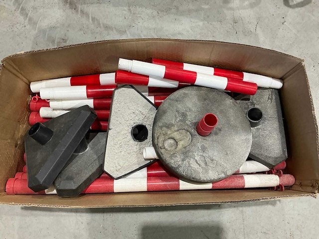 Veiligheidspaaltjes - afbeelding 2 van  2