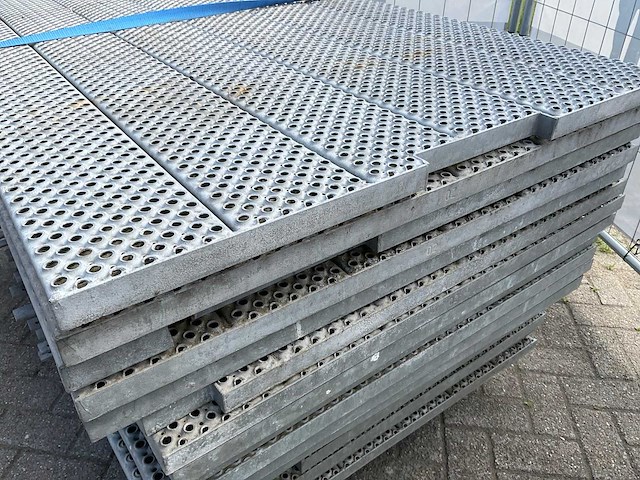 Veiligheidsroosters traptreden - afbeelding 4 van  5