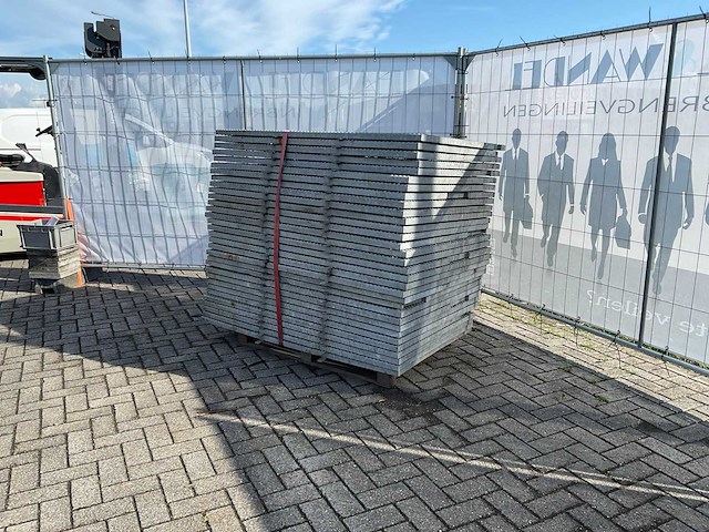Veiligheidsroosters traptreden - afbeelding 1 van  5