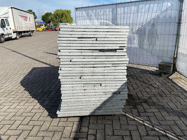 Veiligheidsroosters traptreden - afbeelding 4 van  6
