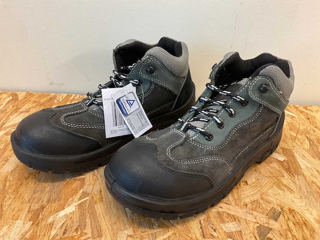 Veiligheidsschoen s3 hoog (2x) - afbeelding 1 van  4