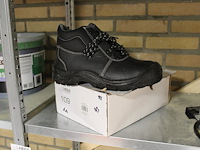 Veiligheidsschoenen kos hoog maat 43. - afbeelding 1 van  2